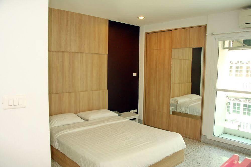 The Fifth Residence Bangkok Dış mekan fotoğraf